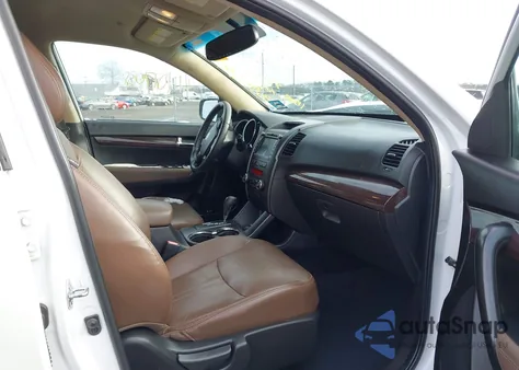 2011 Kia Sorento Ex V6 z USA, uszkodzony, nr VIN 5XYKUDA2XBG141417